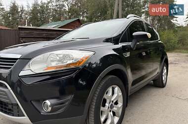 Внедорожник / Кроссовер Ford Kuga 2010 в 