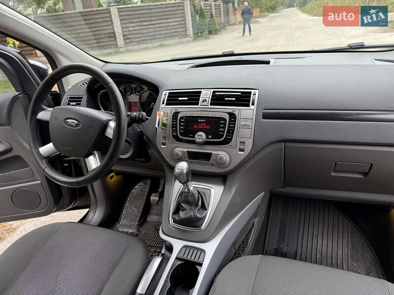 Внедорожник / Кроссовер Ford Kuga 2010 в Киеве