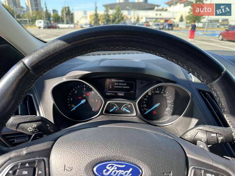 Внедорожник / Кроссовер Ford Kuga 2016 в Киеве