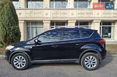 Внедорожник / Кроссовер Ford Kuga 2011 в 