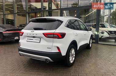 Внедорожник / Кроссовер Ford Kuga 2024 в 