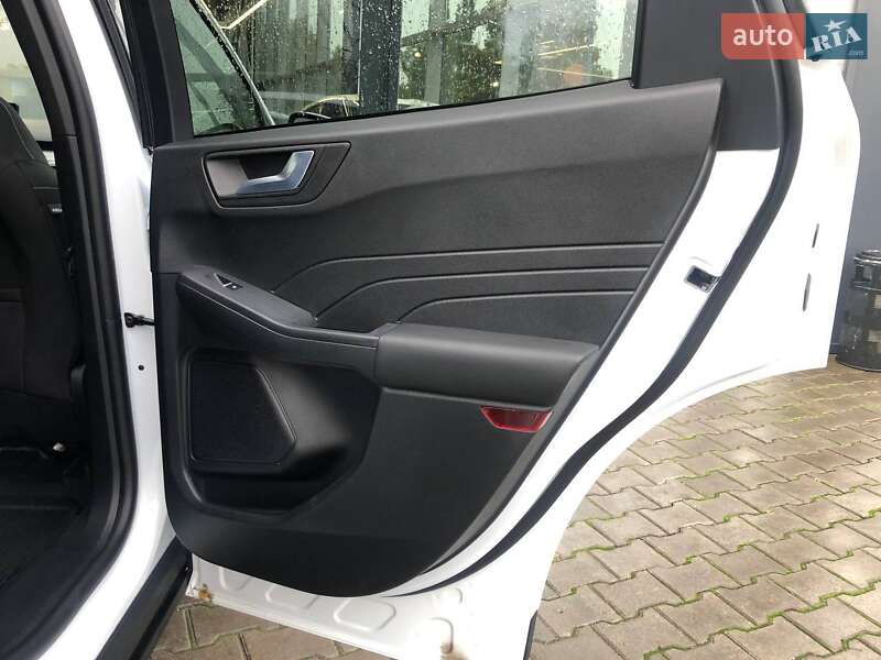 Внедорожник / Кроссовер Ford Kuga 2024 в Одессе фото 15 Внедорожник / Кроссовер Ford Kuga 2024 в Одессе