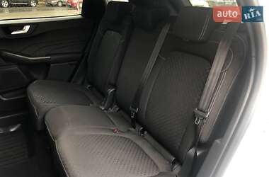 Внедорожник / Кроссовер Ford Kuga 2024 в 