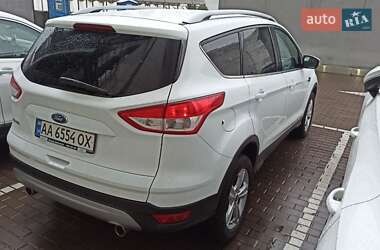 Внедорожник / Кроссовер Ford Kuga 2015 в 