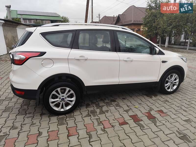Внедорожник / Кроссовер Ford Kuga 2019 в Измаиле