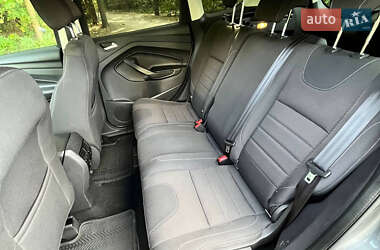 Внедорожник / Кроссовер Ford Kuga 2013 в 