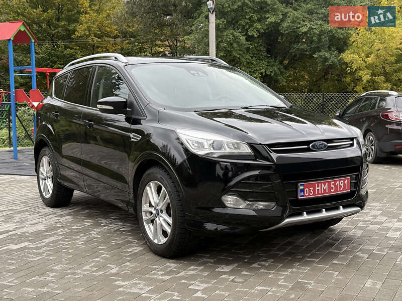 Внедорожник / Кроссовер Ford Kuga 2016 в Кременце