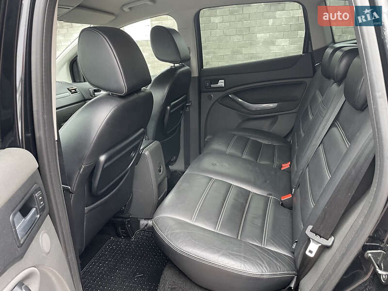 Позашляховик / Кросовер Ford Kuga 2011 в Могилів-Подільському