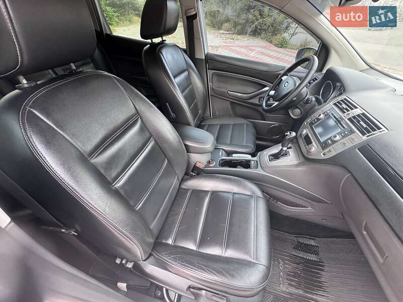 Внедорожник / Кроссовер Ford Kuga 2012 в Запорожье