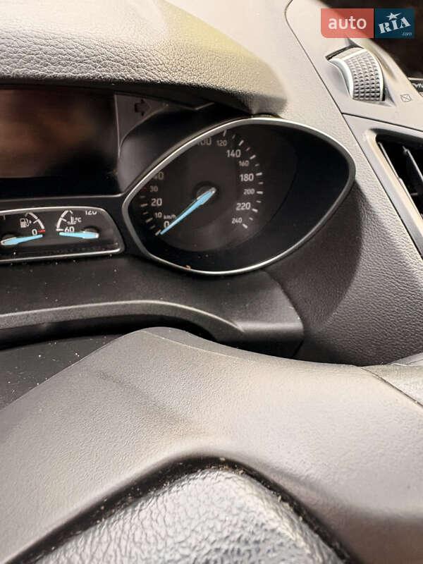 Внедорожник / Кроссовер Ford Kuga 2017 в Киеве фото 13 Внедорожник / Кроссовер Ford Kuga 2017 в Киеве