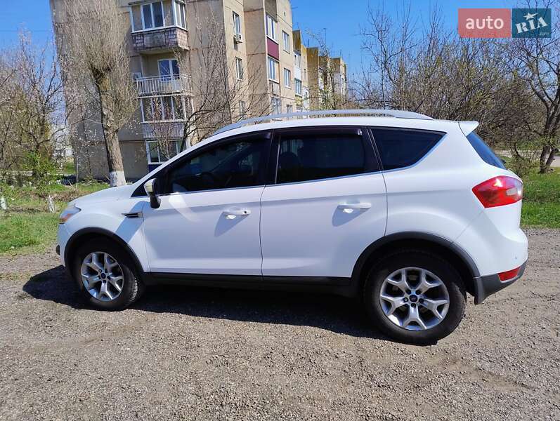 Внедорожник / Кроссовер Ford Kuga 2011 в Харькове