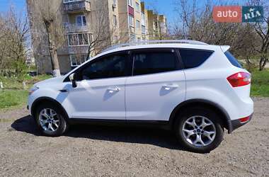 Внедорожник / Кроссовер Ford Kuga 2011 в 