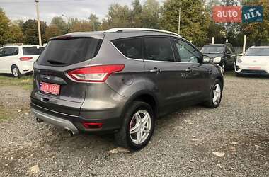 Внедорожник / Кроссовер Ford Kuga 2013 в 