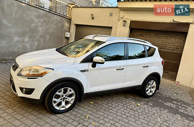 Позашляховик / Кросовер Ford Kuga 2010 в Миколаєві