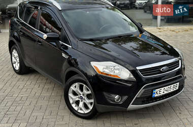 Внедорожник / Кроссовер Ford Kuga 2012 в 