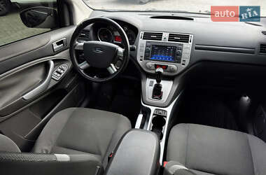 Внедорожник / Кроссовер Ford Kuga 2012 в 