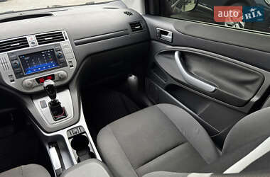 Внедорожник / Кроссовер Ford Kuga 2012 в 