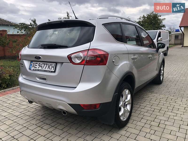 Позашляховик / Кросовер Ford Kuga 2011 в Одесі