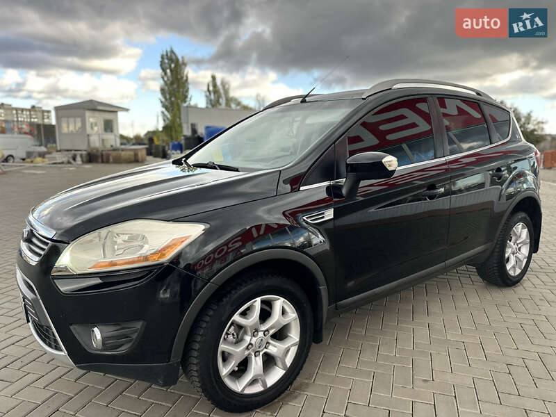 Внедорожник / Кроссовер Ford Kuga 2009 в Первомайске