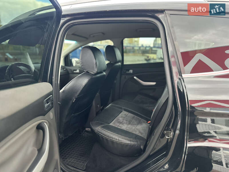 Внедорожник / Кроссовер Ford Kuga 2009 в Первомайске