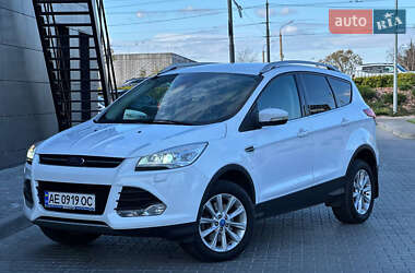 Позашляховик / Кросовер Ford Kuga 2016 в Дніпрі