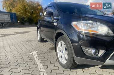 Внедорожник / Кроссовер Ford Kuga 2012 в 