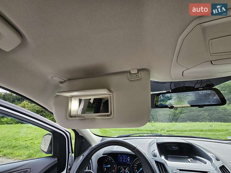 Позашляховик / Кросовер Ford Kuga 2013 в Львові