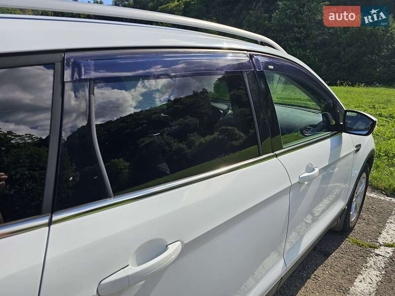 Позашляховик / Кросовер Ford Kuga 2013 в Львові