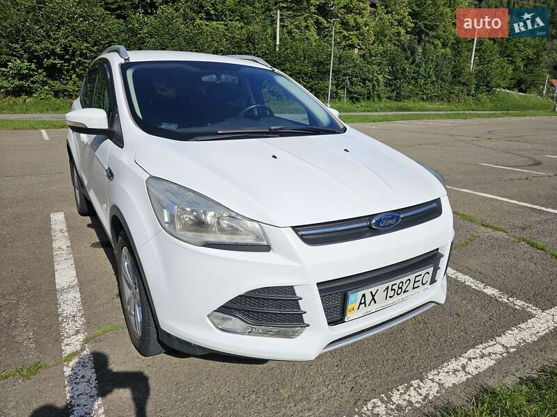 Позашляховик / Кросовер Ford Kuga 2013 в Львові