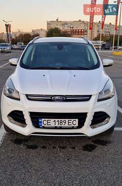 Позашляховик / Кросовер Ford Kuga 2013 в 