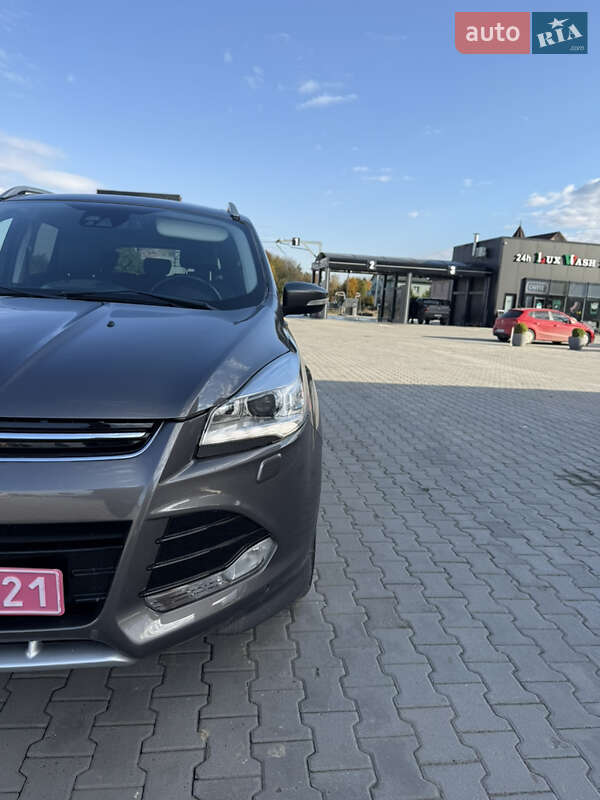 Позашляховик / Кросовер Ford Kuga 2014 в Чернівцях фото 5 Позашляховик / Кросовер Ford Kuga 2014 в Чернівцях