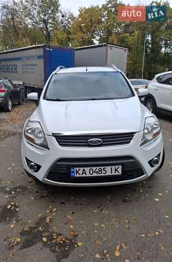 Позашляховик / Кросовер Ford Kuga 2010 в  фото 7 Позашляховик / Кросовер Ford Kuga 2010 в