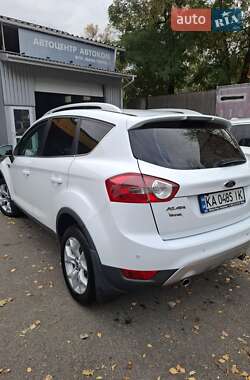 Позашляховик / Кросовер Ford Kuga 2010 в  фото 12 Позашляховик / Кросовер Ford Kuga 2010 в