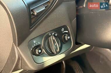 Внедорожник / Кроссовер Ford Kuga 2017 в 