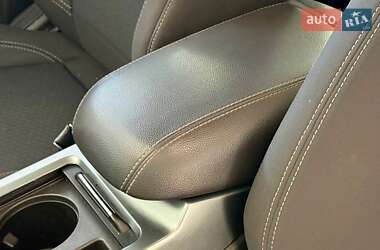 Внедорожник / Кроссовер Ford Kuga 2017 в 