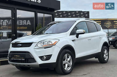 Позашляховик / Кросовер Ford Kuga 2010 в 