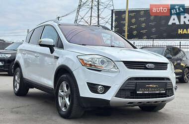 Позашляховик / Кросовер Ford Kuga 2010 в 