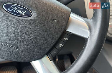 Позашляховик / Кросовер Ford Kuga 2010 в 