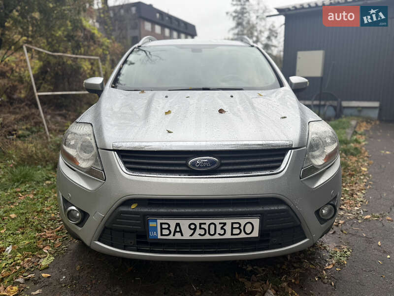 Позашляховик / Кросовер Ford Kuga 2012 в Києві
