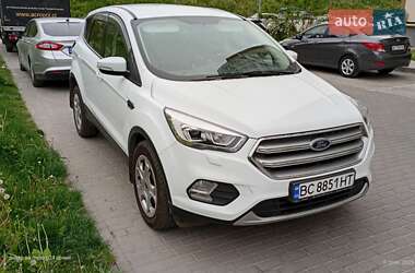 Позашляховик / Кросовер Ford Kuga 2018 в Львові