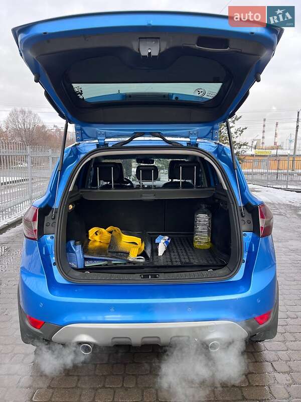 Позашляховик / Кросовер Ford Kuga 2010 в Львові