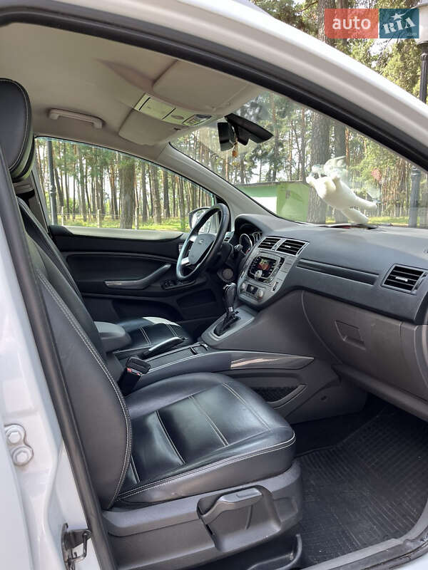 Внедорожник / Кроссовер Ford Kuga 2011 в Чернигове