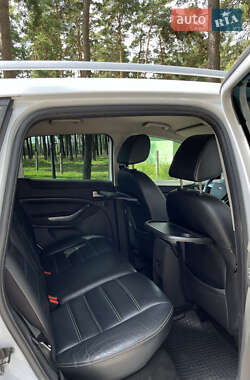 Внедорожник / Кроссовер Ford Kuga 2011 в 
