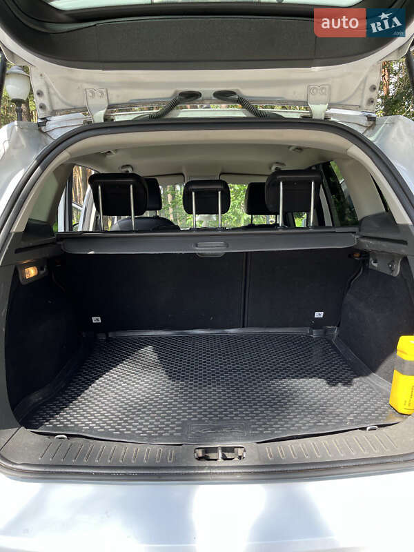 Внедорожник / Кроссовер Ford Kuga 2011 в Чернигове