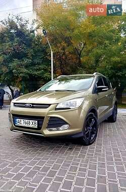 Внедорожник / Кроссовер Ford Kuga 2013 в 