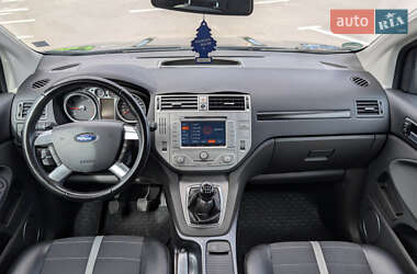 Внедорожник / Кроссовер Ford Kuga 2010 в 