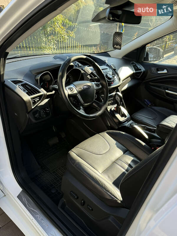 Позашляховик / Кросовер Ford Kuga 2014 в Славському