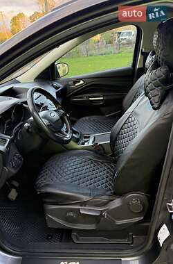 Позашляховик / Кросовер Ford Kuga 2018 в  фото 29 Позашляховик / Кросовер Ford Kuga 2018 в