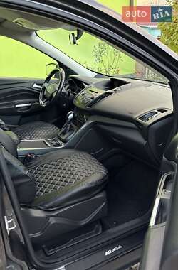 Позашляховик / Кросовер Ford Kuga 2018 в  фото 44 Позашляховик / Кросовер Ford Kuga 2018 в