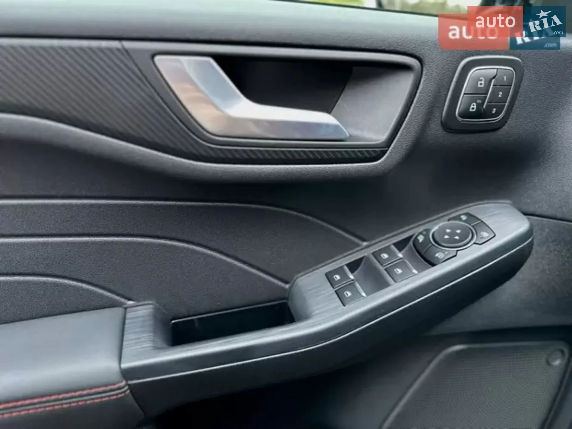 2025 Ford Kuga - мініатюра 4